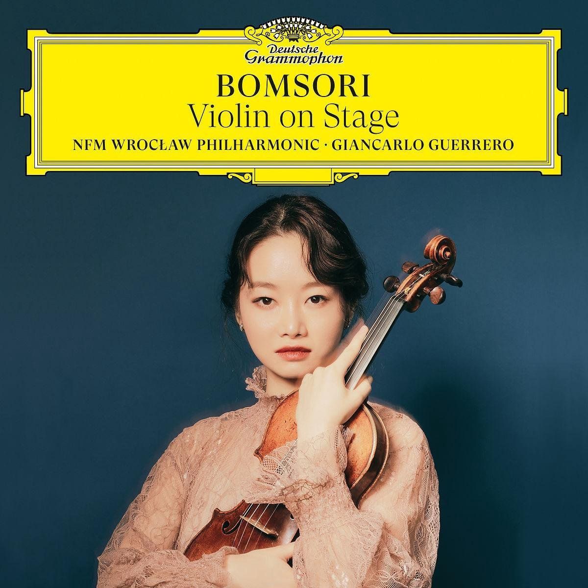Universal Music Bomsori: Violin On Stage