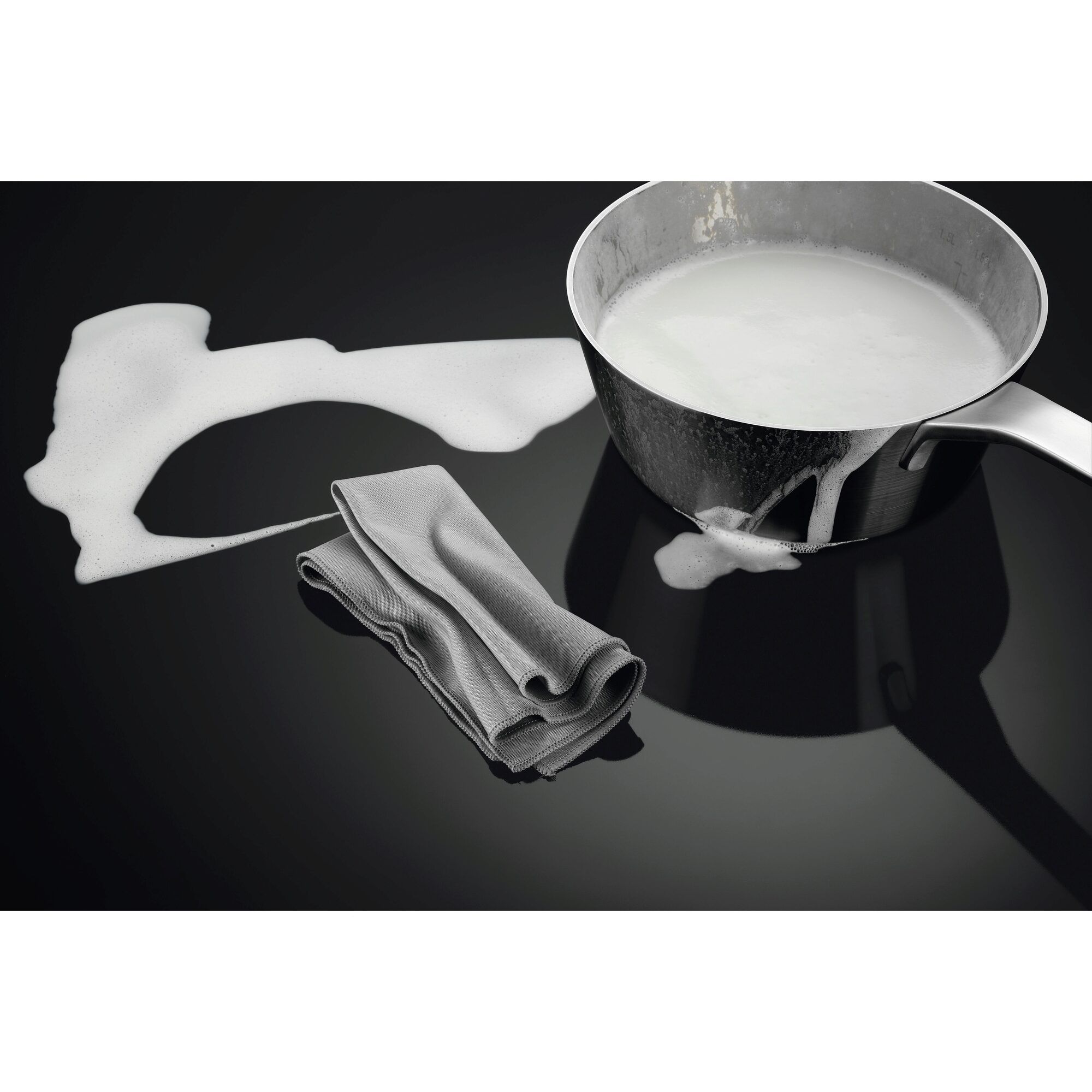AEG OIO64A00XB Inductie Kookplaat Zwart 60cm RVS Kader