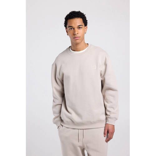 America Today sweater beige