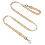Wisedog Waterdichte standaard hondenriemen met 2 haken, 1,5 m/1,8 m lengtes, verstelbaar voor verkeerscontrole, veiligheid, voor kleine, middelgrote en grote honden wandelen (zandkleur L)