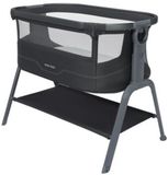 Maxi Cosi Iora² Aanschuifbedje, 0-6 maanden (9 kg), Opvouwbaar & Lichtgewicht Baby Co-sleeper, 5 cm CloudCore Matras, 5 Hoogte Niveaus, 2 Soepel Rollende Wielen, Easy Slide, Elegance Graphite
