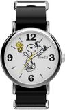 Timex X Peanuts Weekender Snoopy Quartz Analoog Horloge Zwart En Zilverkleurig Kast Gemaakt Van 100% Loodarm Messing En Een Armband Van 100% Leer 40 TW2Y60900AJ