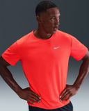 Nike Miler Men's Dri-Fit UV SS T-Shirt - Hardloop T-shirt Korte Mouw Zomer Heren - Rood