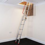 BPS Depot BPS Aluminium Schuifbare Vlizotrap – 2-delig – Dubbele Leuningen – D-vormige Treden – Opbergstok – Vergrendelingsclips – 150 kg Draagvermogen – EN1004-gecertificeerd