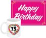 Bellatio Decorations Verjaardag cadeau koffiemok thema 75 jaar - voor een vrouw - hartje - met knalroze Happy Birthday wenskaart - A5 formaat