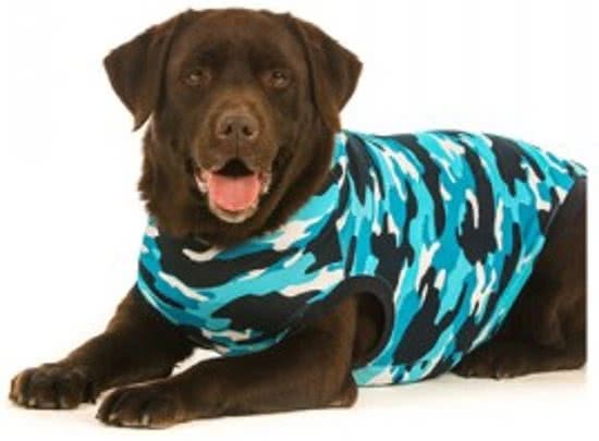 Suitical Recovery Suit Hond - S Plus - Blauw Camouflage Het meest diervriendelijke alternatief voor de kraag/lampenkap. Bescherming bij wondjes loopsheid incontinentie en huidproblemen. Aanbevolen door dierenartsen