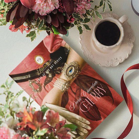 Laurence Pure chocolade met kersen, 80 g