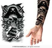 Fiestas Guirca Neptattoo Piratenschedel