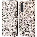imoshion Design Bookcase voor de Samsung Galaxy A26 - Desert Dots