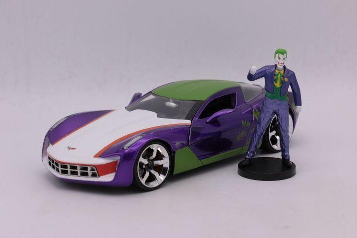 CHEVROLET The Joker & 2009 Corvette Stingray - Multicolor - 2022 - Kunststof