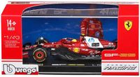 Bburago Ferrari SF-25 F1 2025#16 Leclerc met helm, diecast auto op schaal 1:43, gedetailleerde replica met vitrine en voetstuk, officiële Ferrari-licentie, aanbevolen leeftijd 14+ jaar