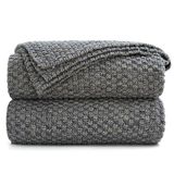 Longhui bedding Grijze gebreide deken voor bank, zachte, gezellige machinewasbare 100% katoenen bankgebreide dekens, zwaar gewicht van 1,4 kg, 130 x 160 cm, grijze en witte kleur, waszak inbegrepen