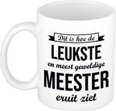 Bellatio Decorations Dit is hoe de leukste en meest geweldige meester eruitziet - Cadeau koffiemok - beker - wit - 300 ml - verjaardag / bedankt