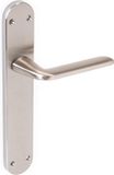 Emuca Klinken Sydney voor binnendeuren, met plaatje 43x250 mm, Aluminium en zamak, satijnnikkel, 1 set.