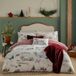 furn. Cotswolds Kerst Dekbedovertrek Set - Omkeerbaar Gingham Design Beddengoed (Crème/Bordeaux - Super King)