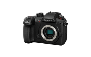 Panasonic Lumix GH5M2 - SLR Camera Body - 20.33 MP - 4K Ultra HD - Black