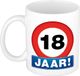 Bellatio Decorations Shoppartners Bv Verjaardag koffiemok - drink beker - thema 18 jaar - leeftijd verkeersbord - 300 ml - keramiek - wit - cadeau - feestartikelen