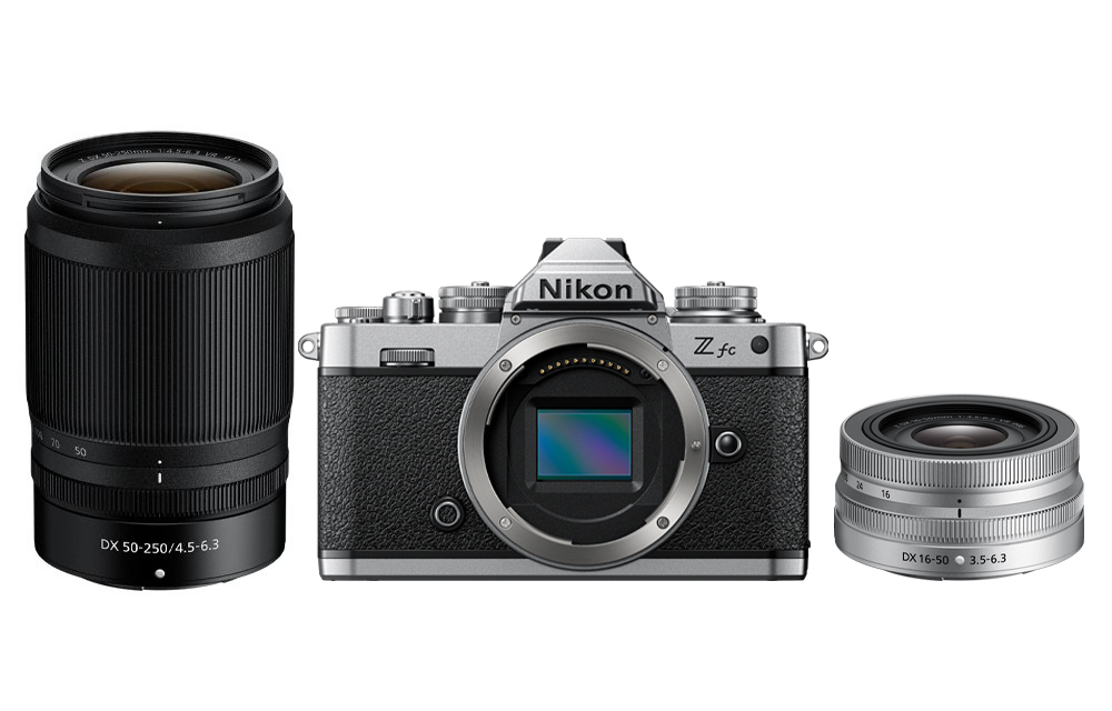 Nikon Z fc + 16-50 VR + 50-250 VR-kit