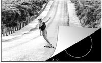 Merkloos KitchenYeah® Inductie beschermer 77x51 cm - Skateboarden zwart wit - Inductiebeschermer - Kookplaataccessoires - Inductieplaat mat