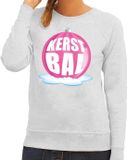Bellatio Decorations Shoppartners Bv Foute kersttrui kerstbal roze op grijze sweater voor dames - kersttruien XL