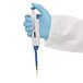 Variabel instelbare zuigerslagpipet 100-1000 µl.