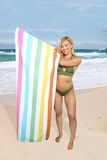 GC GAVENO CAVAILIA Microvezel grote strandlaken, superabsorberend, zandvrij, extra grote strandlaken voor volwassenen (100 x 200 cm), zacht, compact, licht (1 stuk), meerkleurig