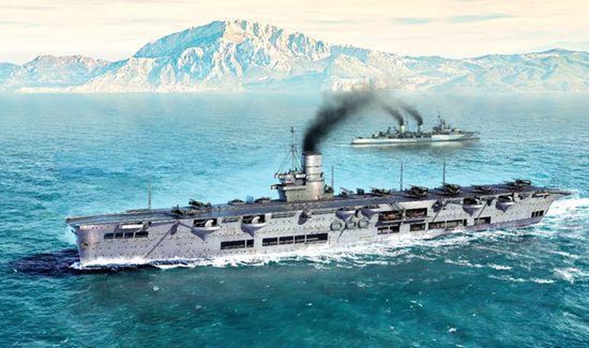 Trumpeter 1:700 06713 HMS Ark Royal 1939 Plastic kit