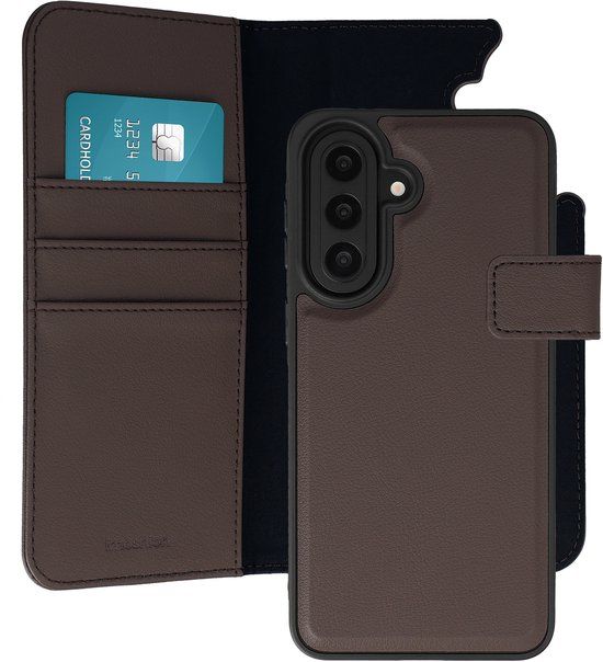 imoshion Hoesje - Geschikt voor Samsung Galaxy A57 (5G) - Uitneembare 2-in-1 Luxe Bookcase - Bruin
