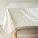 Benson Mills Zwaar belastbare transparante plastic tafelkleedbeschermer, 100% waterdicht, oliebestendig, tafelkleed voor eettafels, feesten en feestdagen (177,8 x 274,3 cm extra breed rechthoekig)