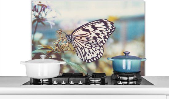 KitchenYeah Spatscherm keuken 80x55 cm Vlinder - Bloemen - Lente - Aluminium