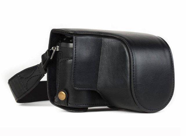 MegaGear MG1300 - Cameratas - Zwart - Leer - Panasonic Lumix DMC-GX85 (12-32mm)