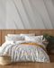Nuit Des Rêves Ranforce Dubbele Quilt Cover-set (200x200 cm), 100% katoen, 145 draden Count, inclusief 2 kussenslopen (80 x 80 cm), machinewasbaar, wit/oranje/blauw design