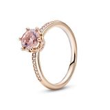 Pandora Signature Pink Sparkling Crown 14-karaats rosévergulde ring met blush-roze kristal en heldere zirkoniasteentjes, 52