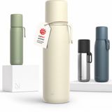 LARS NYSØM Roestvrijstalen Thermosfles - Dubbelwandige Geïsoleerde Drinkfles met Beker en Draagriem, Lekvrije Metalen Fles voor Reizen, Kantoor & Buitenactiviteiten (Almond Beige)