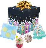 BomB Cosmeticts Starry Night Cube Bad Geschenkverpakking Jasmine & Cotton Bruisbal