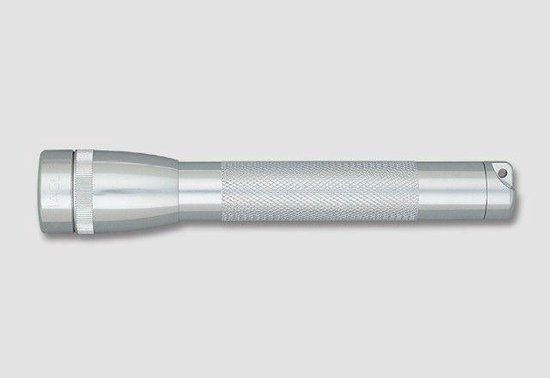 MagLite Mini AA Zaklamp - Zilver - LED - 77 lm - 141 m - 14.6 cm