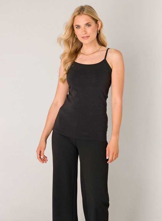 BASE LEVEL Yoshji Top - Black - maat 40
