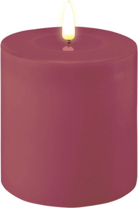 DeluxeHomeart Led kaars Magenta 10x10cm - Wax - Batterij - Met afstandsbediening
