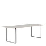 Muuto 70/70 - 225 x 90 cm.
