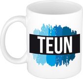 Bellatio Decorations Teun naam cadeau koffie mok - beker - met blauw verfstrepen - Cadeau collega - vaderdag - verjaardag - meester - coach - 300 ml - wit