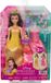 Disney Belle Poupée avec tenues, 2 tenues, 7 accessoires, JFJ82