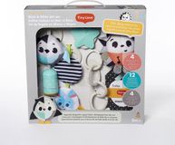 Tiny Love Magical Tales Black & White-cadeauset, Cadeauset voor baby's met ontwikkelspeeltjes, 4 draagbare speeltjes, 0 m+