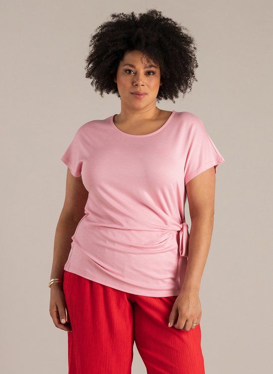 Yest Curve shirt Naria