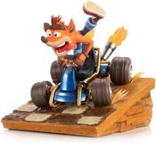First 4 Figures Crash Team Racing Nitro-Fueled Statue Crash in Kart 31 cm Beeld
