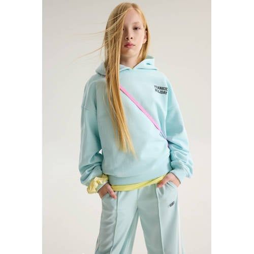 Frankie&Liberty wide leg regular waist sweatpants lichtblauw