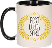 Bellatio Decorations Mok - De beste Coach van 2030 - Zwart - 300 ml - Keramiek