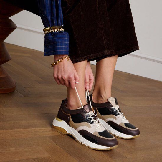 Manfield - Dames - Bruine leren sneakers - Maat 37