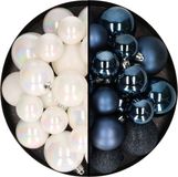 Decoris Kerstballen 60x stuks - mix parelmoer wit/donkerblauw - 4-5-6 cm - kunststof - kerstversiering