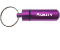 Merkloos / Sans marque KadoExpress Sleutelhanger - Pillenkoker - Met Naam - Marleen - Medicatie - Identiteitskoker - Paars