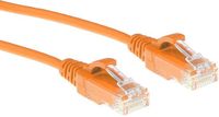 ACT Oranje 0,25 meter LSZH U/UTP CAT6 datacenter slimline patchkabel snagless met RJ45 connectoren DC9152